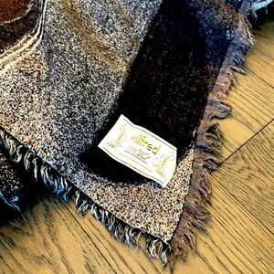 Wilfred 100% Wool Scarf